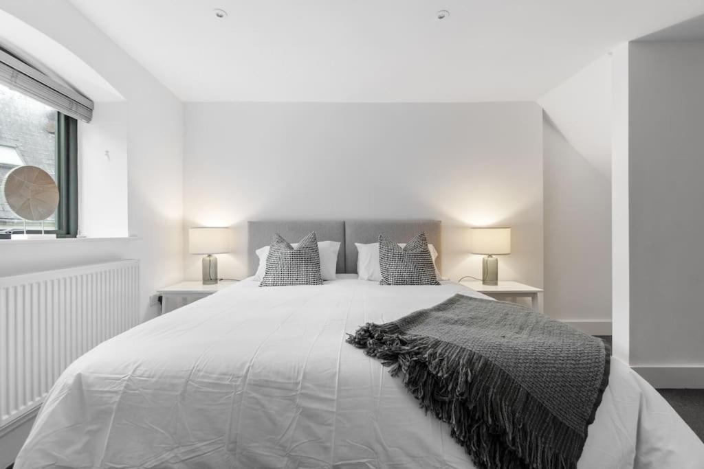 1a The Courtyard, Apartment Exeter
